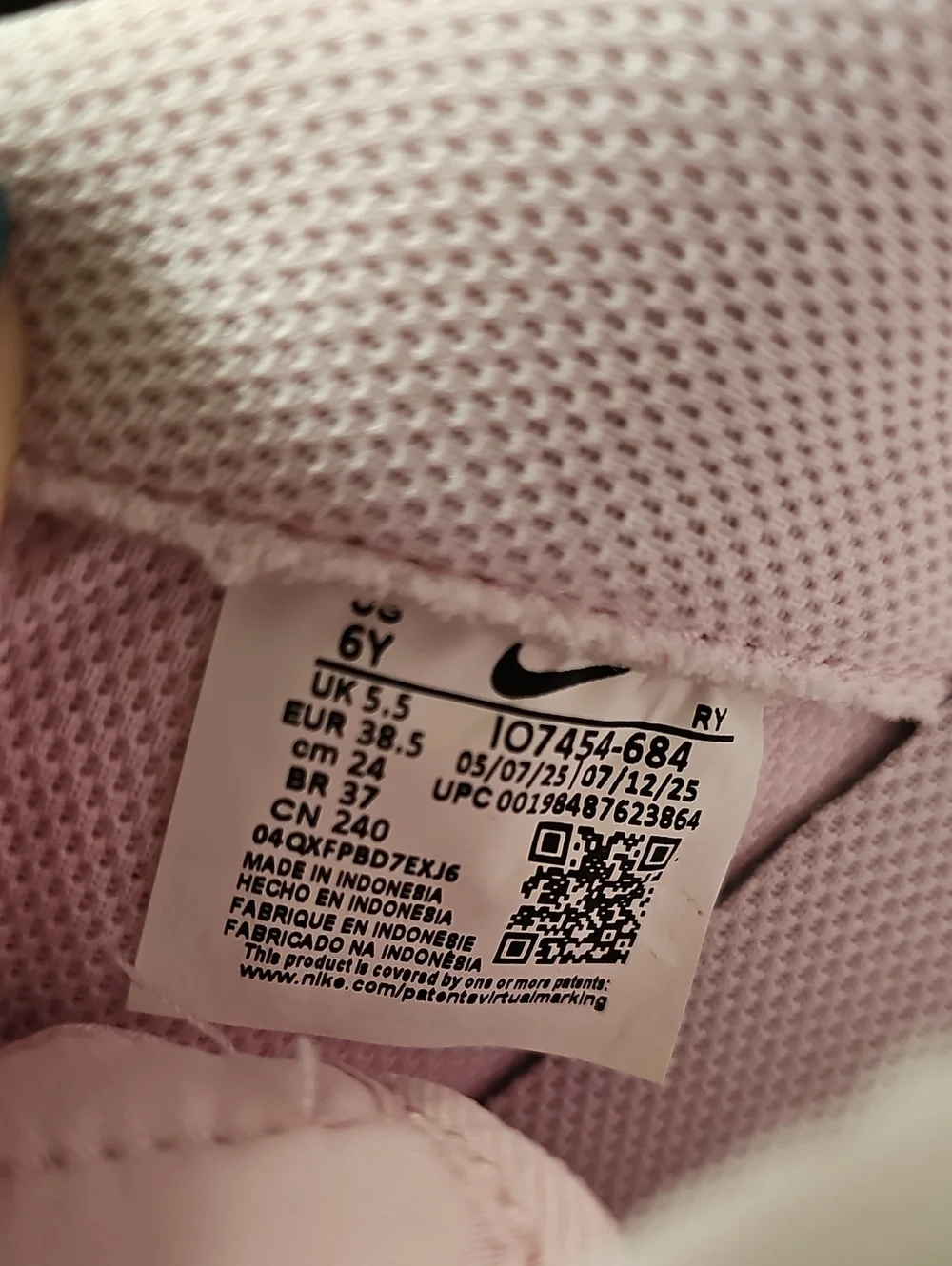 Nike Air Force 1  Barbie Pink 6Youth brand New